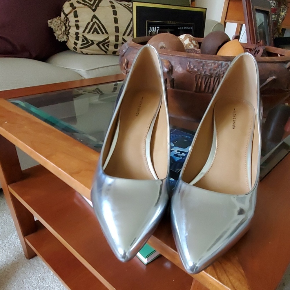 Silver Reflective Pumps - Picture 4 of 4